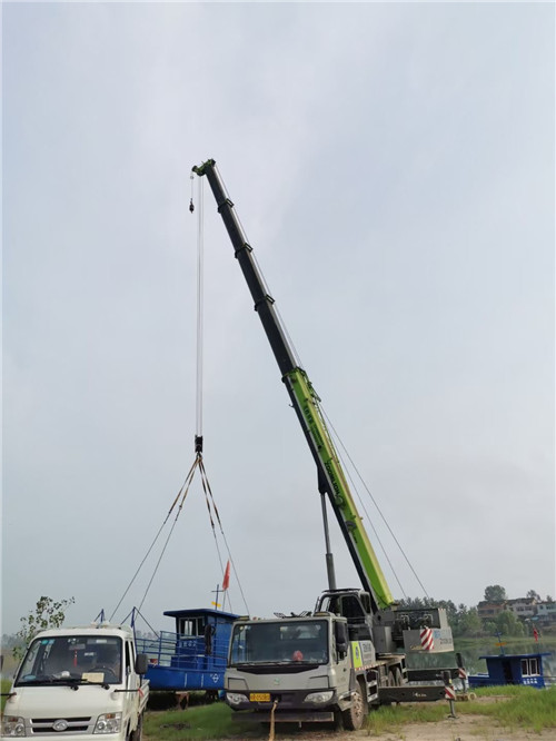 西秀区桥梁建设吊装案例